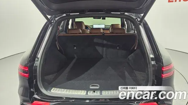 Genesis GV70 2023 — ფოტო 31/31