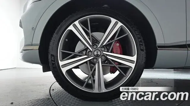 Genesis GV80 Coupe 2024 — Şəkil 9/42