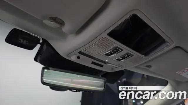 Land Rover Range Rover Evoque 2024 — Şəkil 32/33