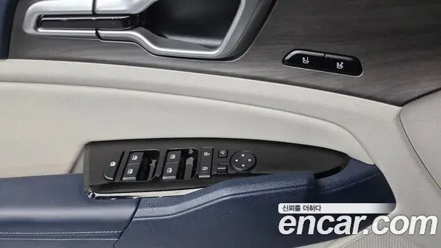 Kia Sportage 2022 — Фото 11/20