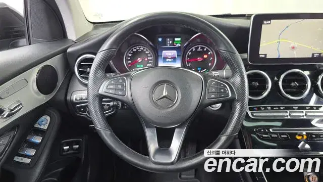 Mercedes-Benz GLC-Class 2018 — Фото 12/20