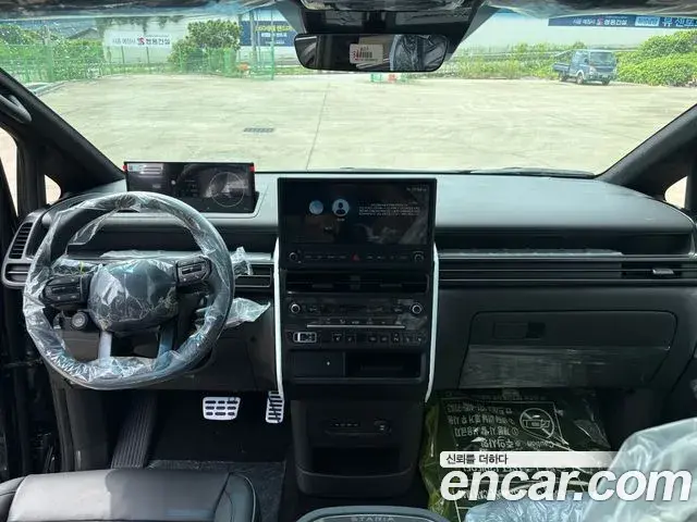 Hyundai Staria 2026 — Şəkil 2/20
