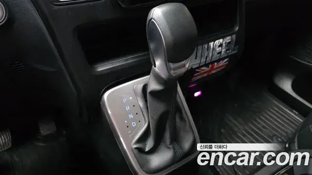 Hyundai Staria 2022 — Фото 9/20