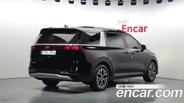 Kia Carnival 2022 — Photo 2/20