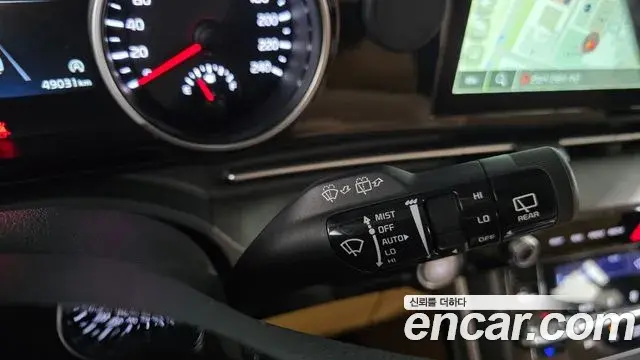 Kia Carnival 2022 — Photo 16/20