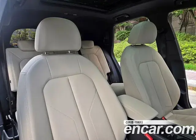 Audi Q3 2022 — ფოტო 13/20