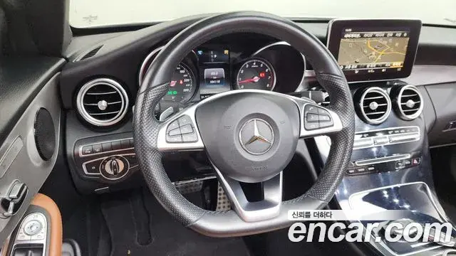 Mercedes-Benz C-Class 2018 — Фото 12/20