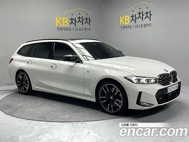BMW 3 Series 2023 — Photo 2/20