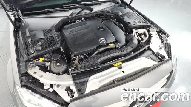 Mercedes-Benz C-Class 2019 — Şəkil 11/20
