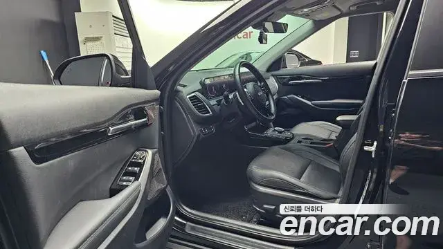 Kia Seltos 2023 — ფოტო 28/30