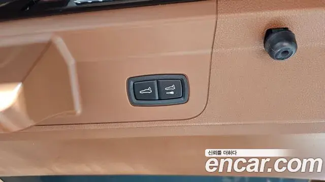 Porsche Panamera 2023 — Şəkil 24/33