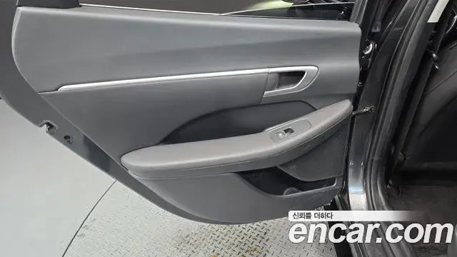 Hyundai Sonata Hybrid 2022 — Şəkil 6/30