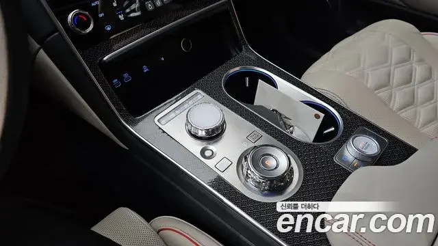 Genesis GV80 Coupe 2024 — Photo 30/34