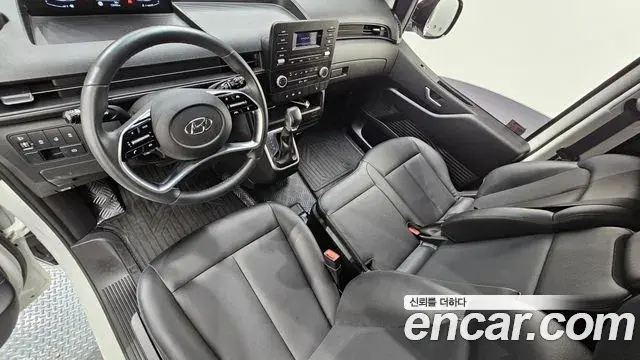 Hyundai Staria 2021 — Фото 7/20
