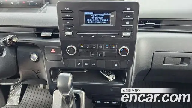 Hyundai Staria 2021 — Фото 14/20