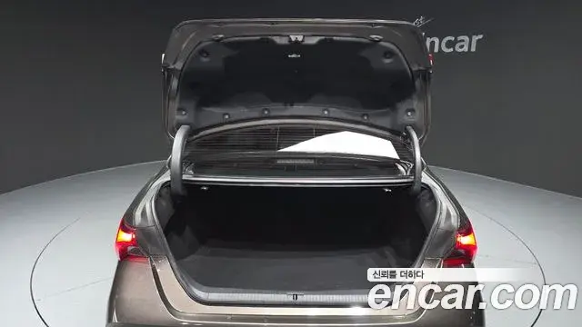 Toyota Avalon 2019 — Şəkil 6/31