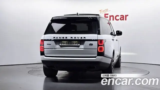 Land Rover Range Rover 2020 — Фото 4/20