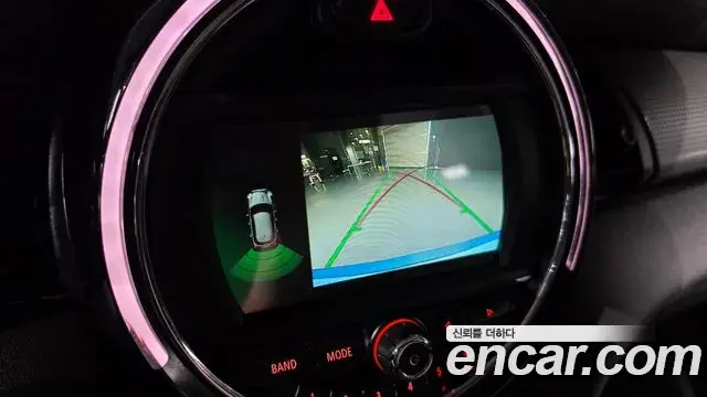 Mini Cooper 2019 — Şəkil 16/20
