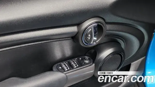 Mini Cooper 2019 — Şəkil 18/20