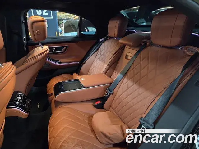 Mercedes-Benz S-Class 2022 — Фото 14/20