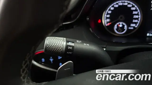 Genesis GV70 2021 — ფოტო 9/20