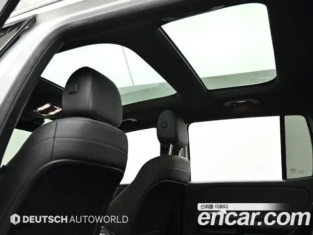 Mercedes-Benz GLB-Class 2021 — Şəkil 18/20