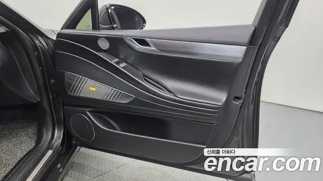 Genesis G80 2021 — ფოტო 20/41
