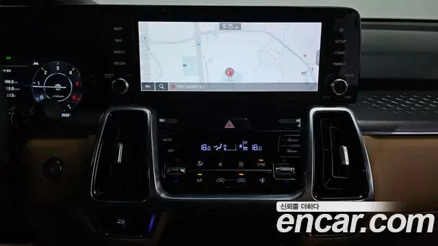 Kia Sorento 2021 — Photo 15/20