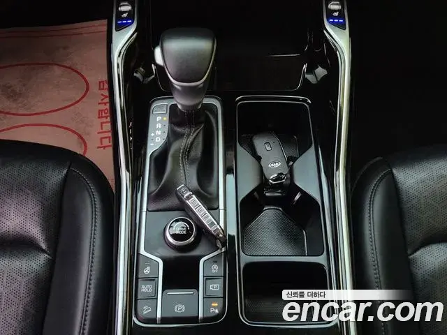 Kia Sorento 2021 — Photo 16/20