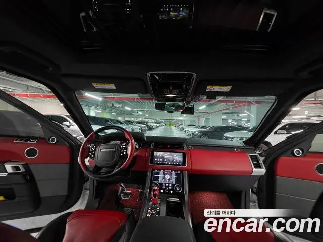 Land Rover Range Rover Sport 2018 — ფოტო 15/19
