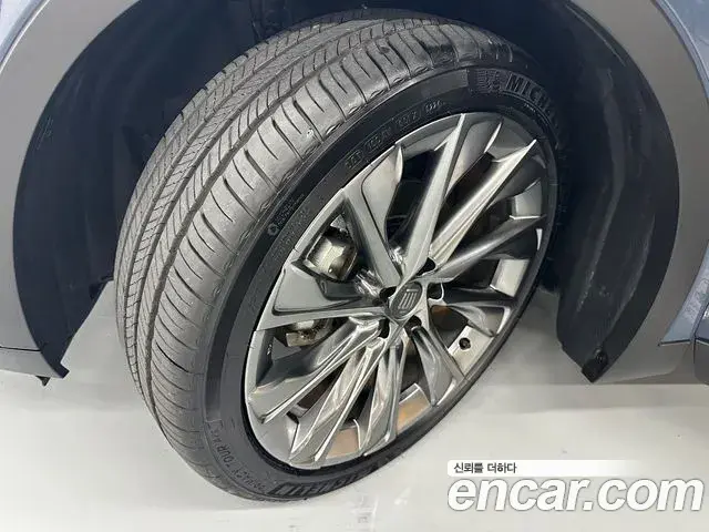 Toyota Crown Crossover 2024 — Photo 17/20