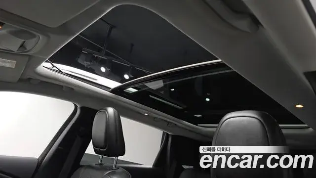 Jeep Cherokee 2021 — Şəkil 18/33