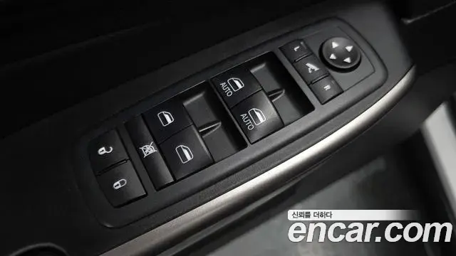 Jeep Cherokee 2021 — Şəkil 17/33