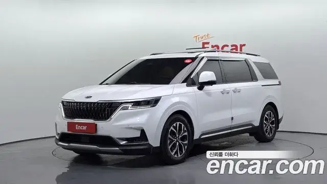 Kia Carnival 2021 — Photo 1/20