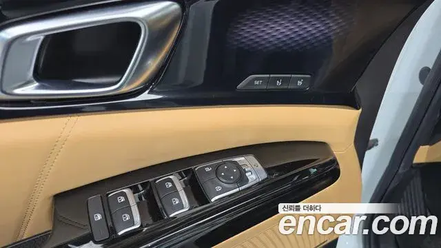 Kia Carnival 2021 — Photo 19/20
