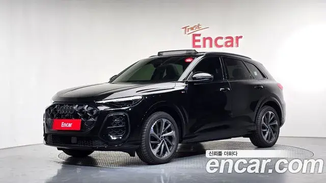 Audi Q5 2025 — ფოტო 16/34