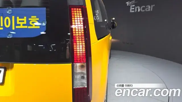 Hyundai Staria 2025 — ფოტო 34/34