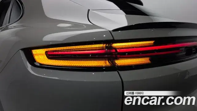 Porsche Cayenne 2024 — ფოტო 31/41