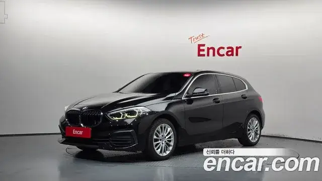 BMW 1 Series, 2021