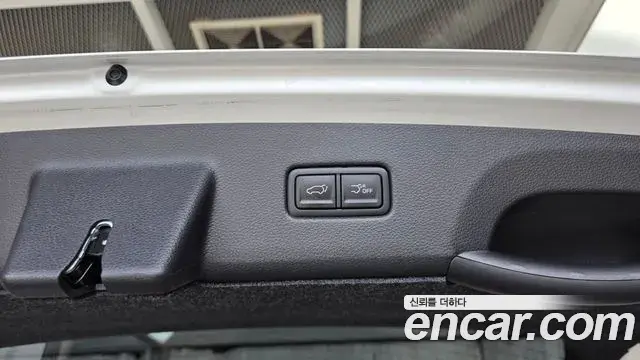 Kia Carnival 2023 — Şəkil 13/34