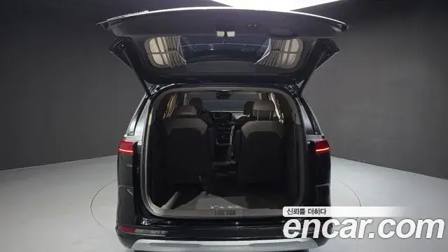 Kia Carnival 2021 — Photo 20/20