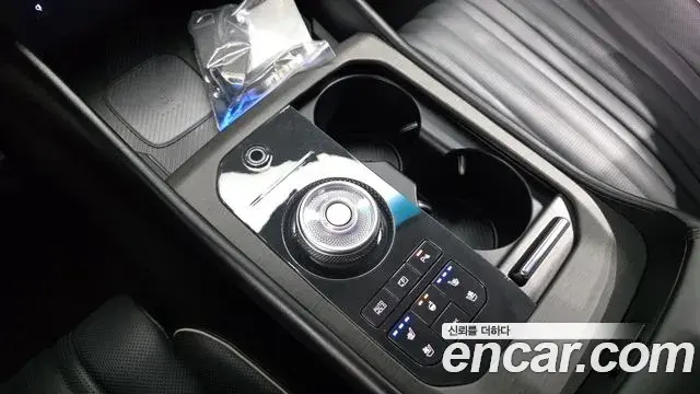 Kia K8 2025 — Şəkil 13/36