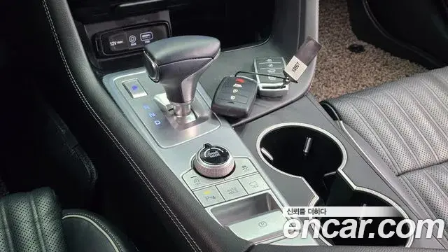 Genesis G70 2019 — ფოტო 12/20