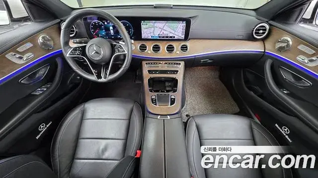 Mercedes-Benz E-Class 2022 — Şəkil 8/33