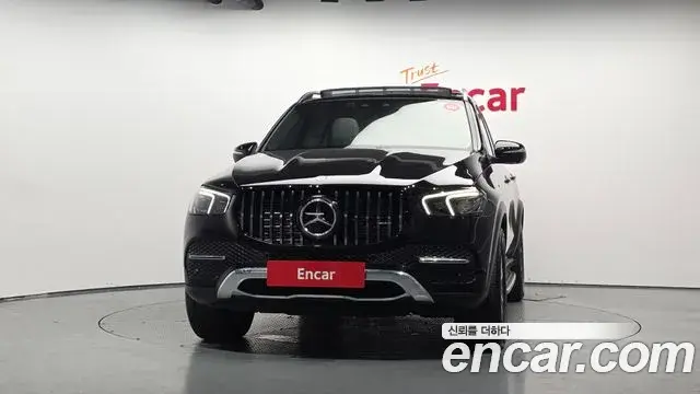 Mercedes-Benz GLE-Class 2023 — ფოტო 4/20
