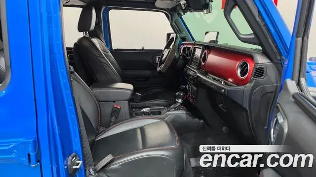 Jeep Wrangler 2021 — Şəkil 9/33