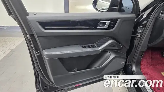 Porsche Cayenne 2021 — Şəkil 5/33