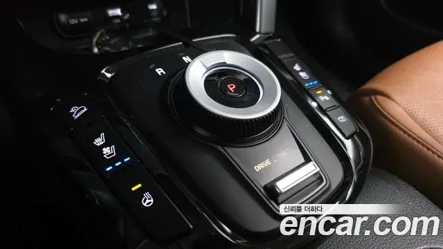 Kia Seltos 2023 — Şəkil 4/30