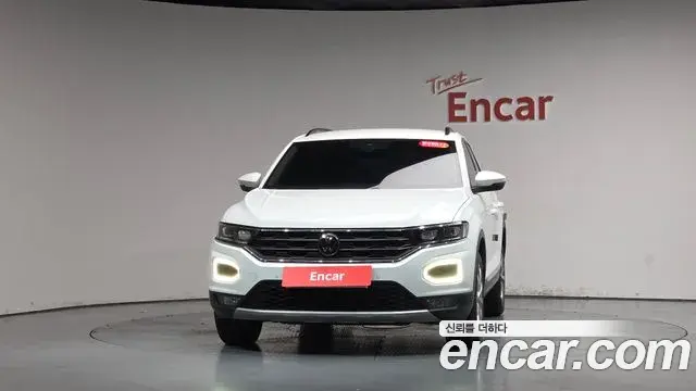 Volkswagen T-Roc 2021 — Şəkil 15/32