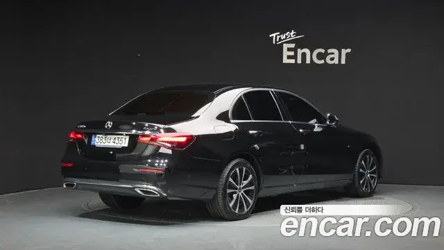 Mercedes-Benz E-Class 2021 — Şəkil 2/20